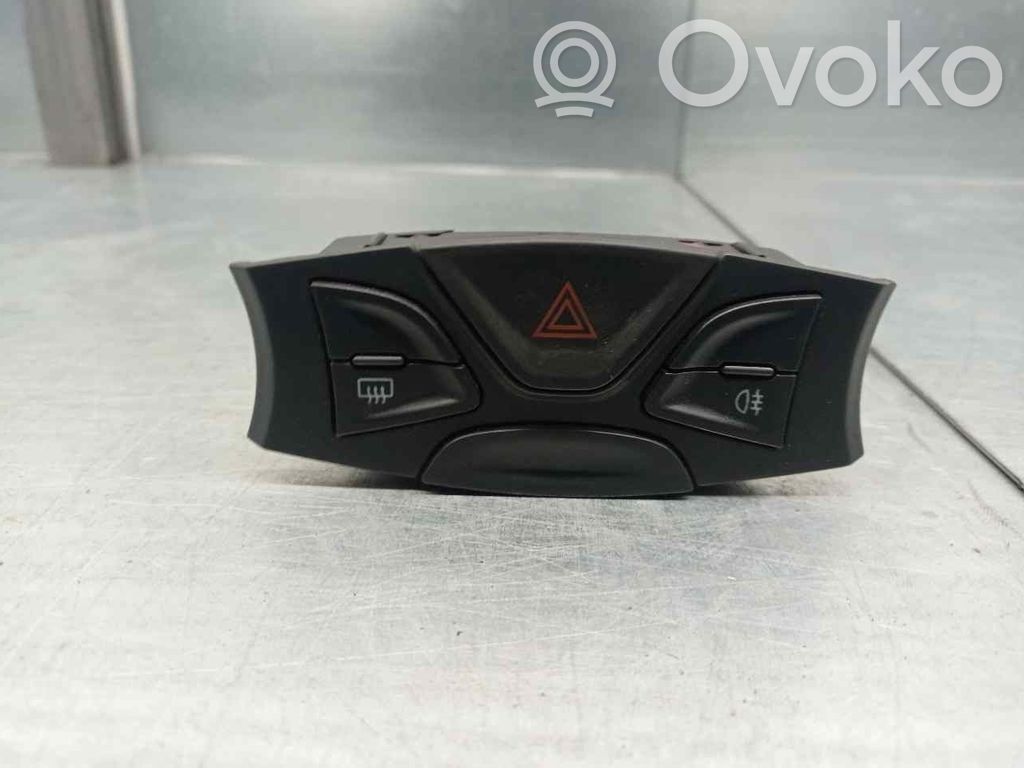 Ford Ka Hazard light switch 
