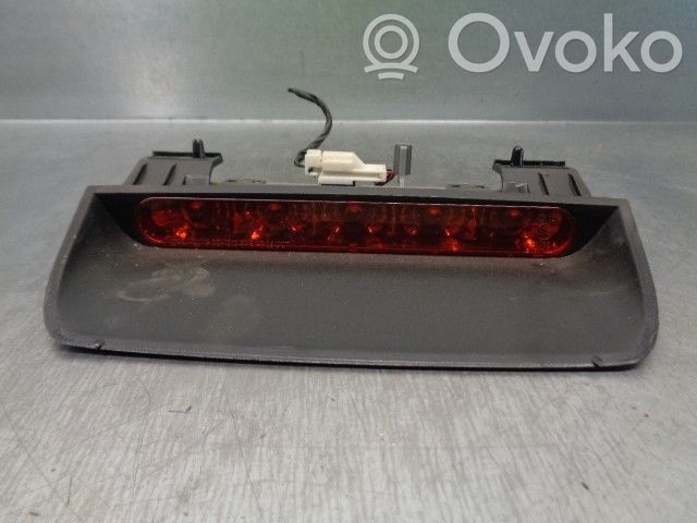 Chevrolet Lacetti Third/center stoplight 