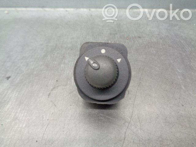 Peugeot Bipper Wing mirror switch 