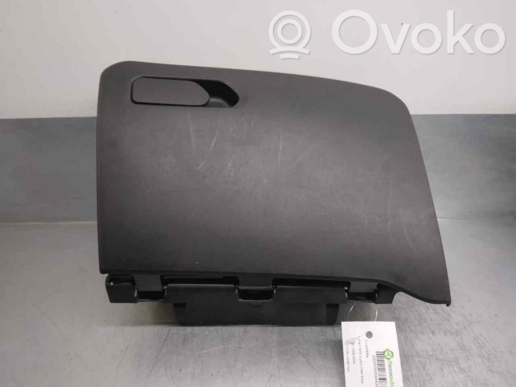 Fiat Tipo Handschuhfach 