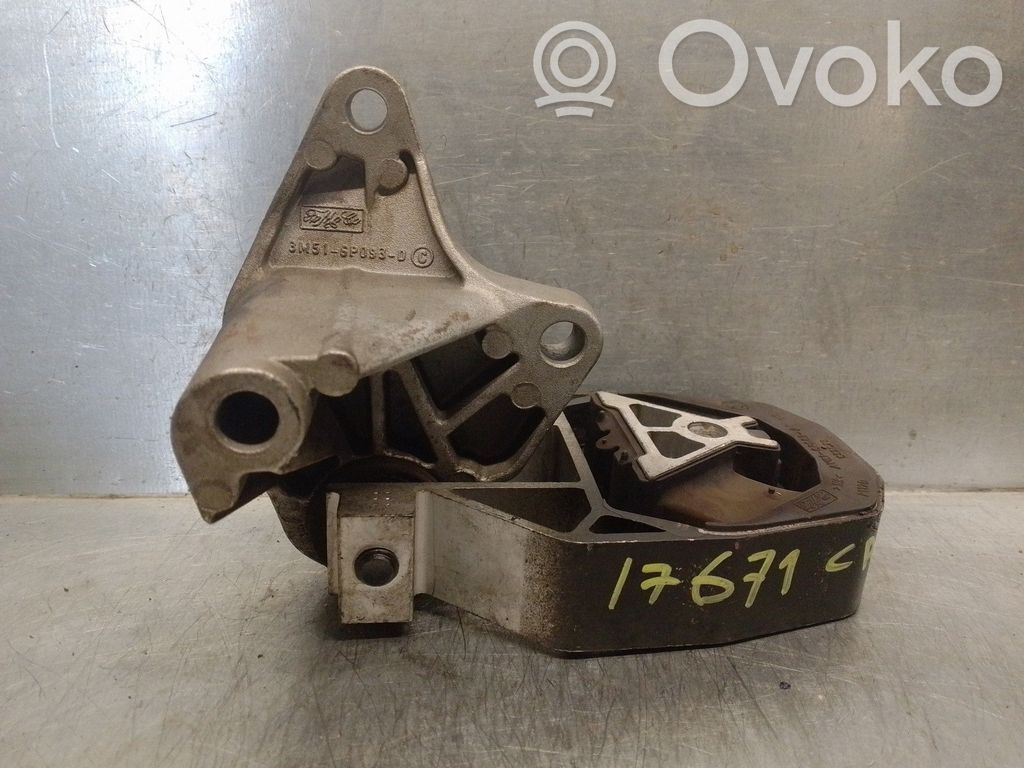 Ford Focus Gearbox mount 