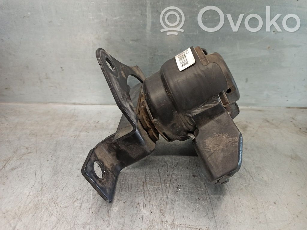 Ford Mondeo MK V Engine mount bracket 