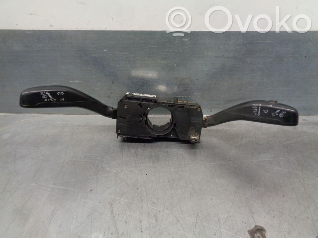 Volkswagen Amarok Interruptor de control del panel de luces 