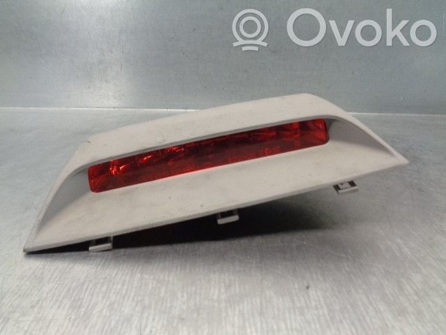 KIA Magentis Third/center stoplight 