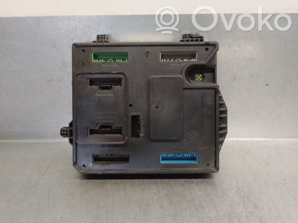 Renault Fluence Fuse box set 