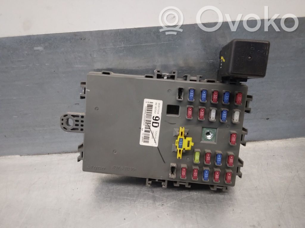 Chevrolet Aveo Fuse box set 