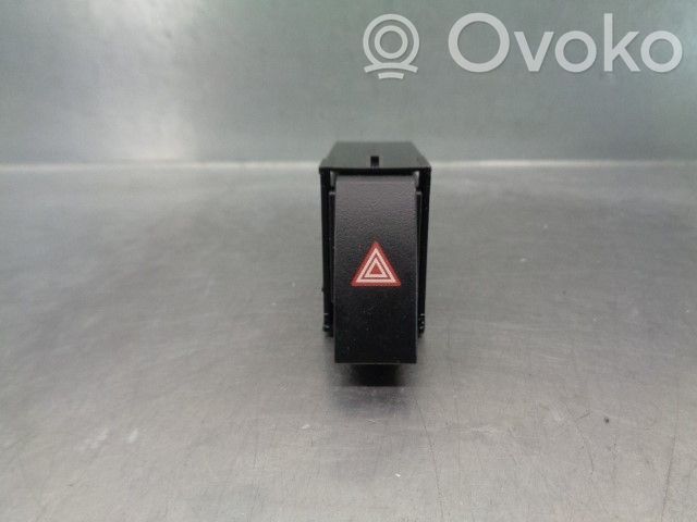 Lexus CT 200H Hazard light switch 