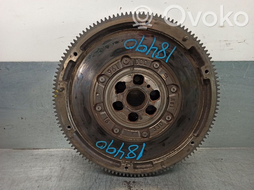 Volante motor   04C105266E,052294002291,SACHS