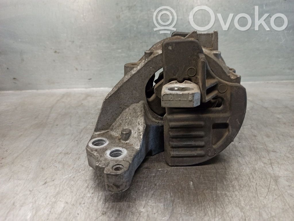Citroen C5 Engine mount bracket 