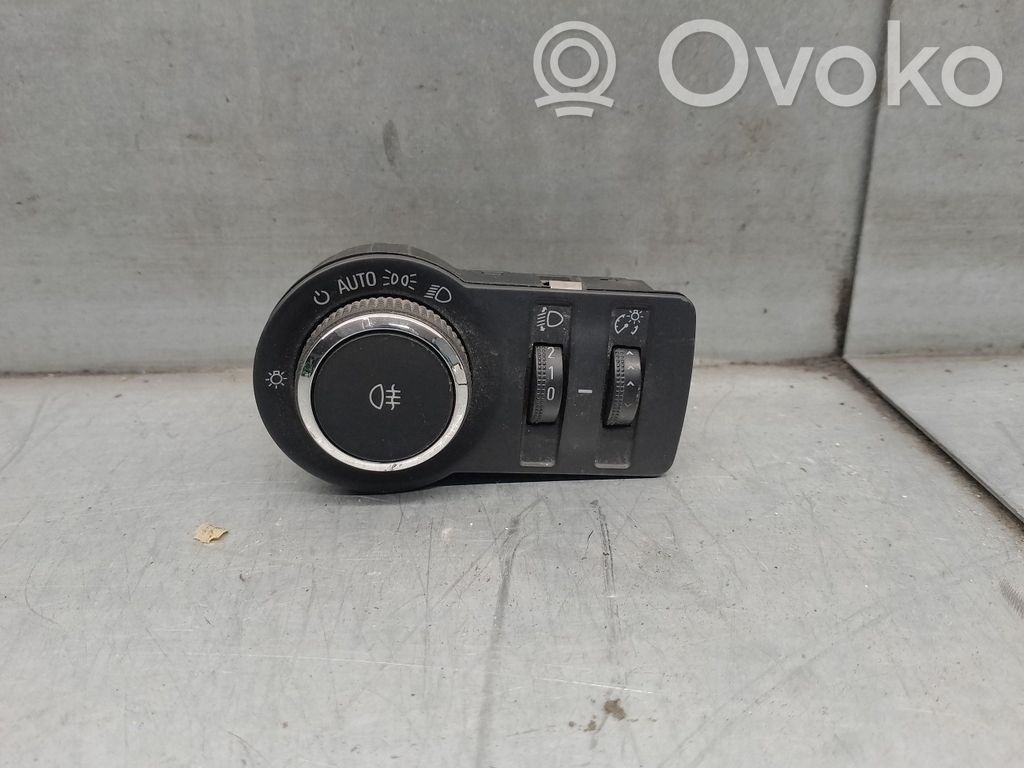 Panel lighting control switch   13263704,GM
