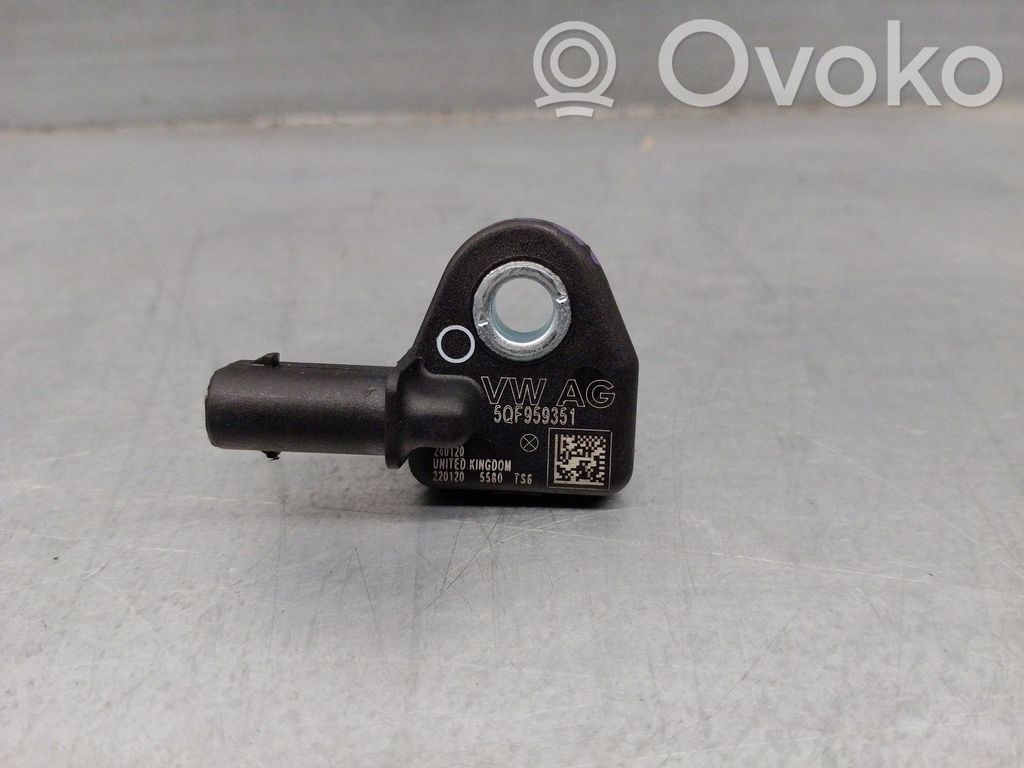 Sensor   5QF959351