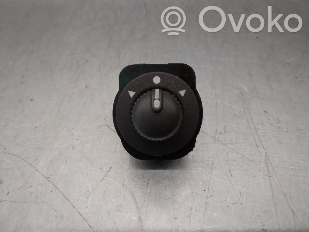 Peugeot Bipper Wing mirror switch 