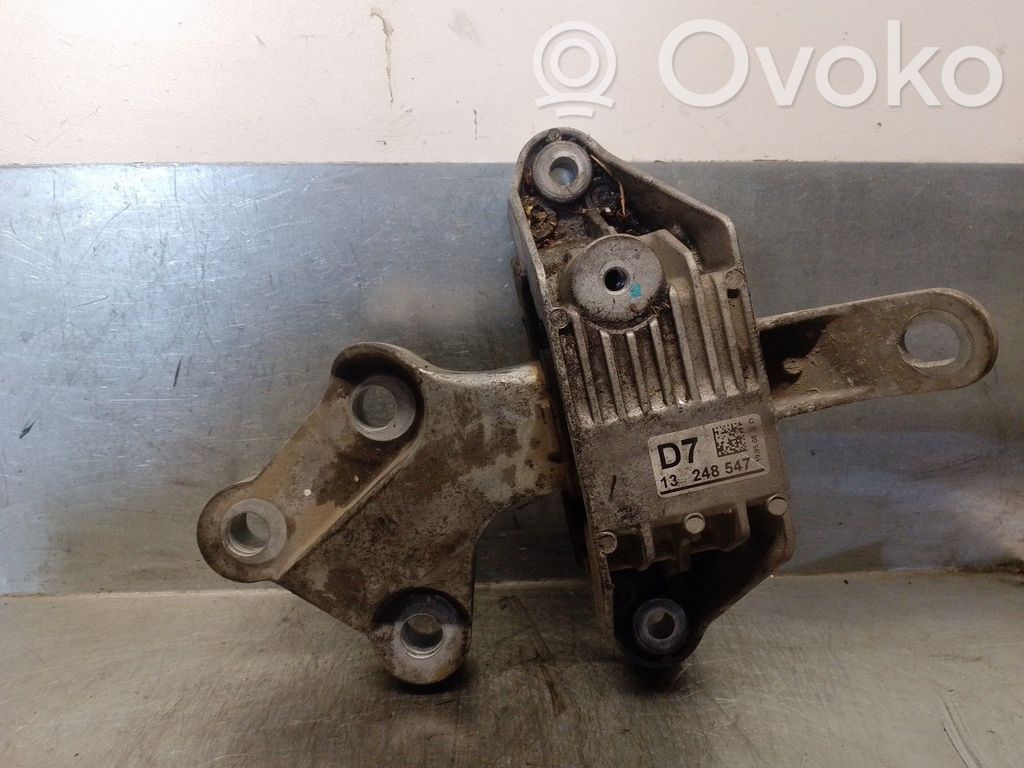 Chevrolet Cruze Gearbox mount 