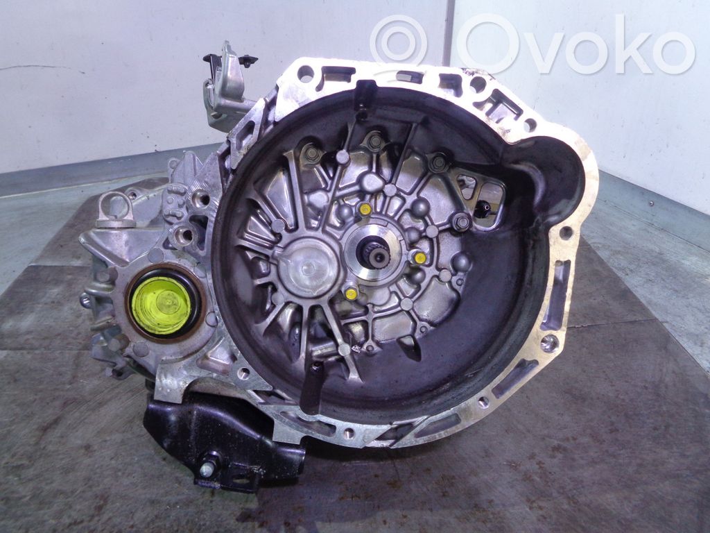 KIA Stonic Manualna 5-biegowa skrzynia biegów 