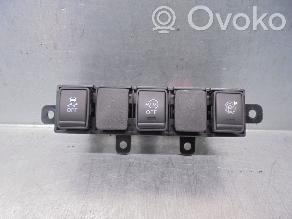 Interruptor de control multifunción   689TU3ZL0A