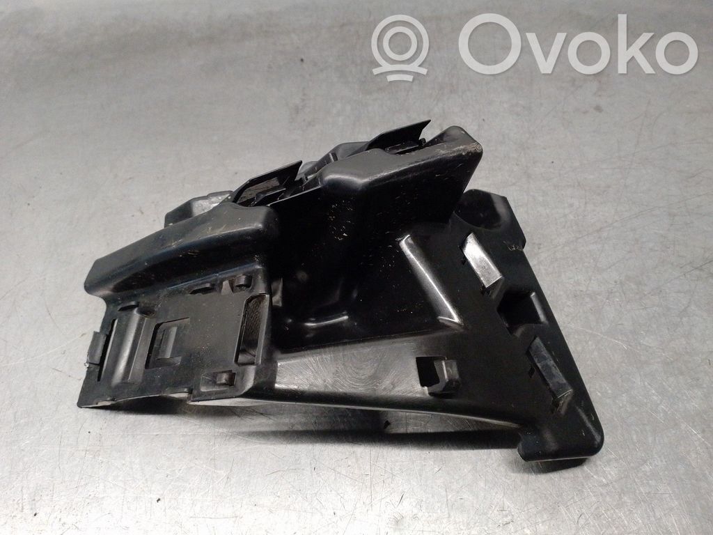 Seat Leon IV Front bumper mounting bracket 