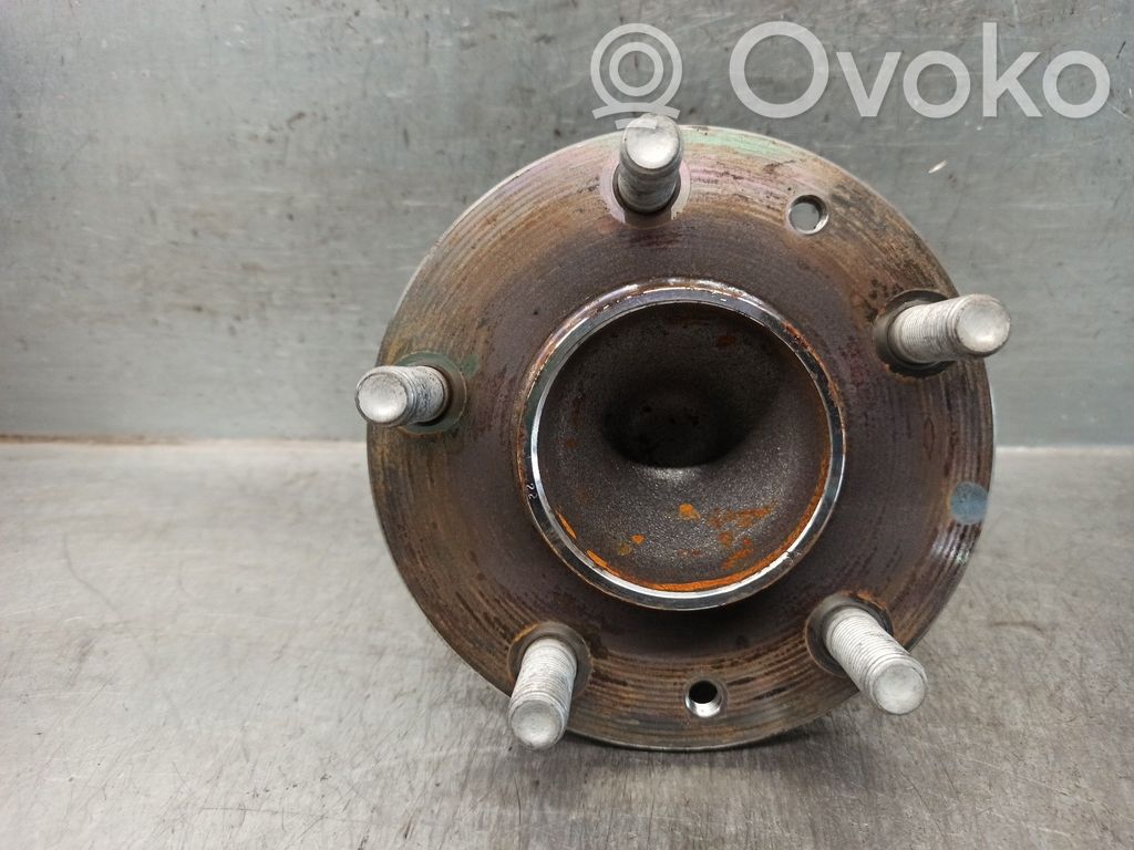Mazda 3 Zwrotnica koła tylnego 
