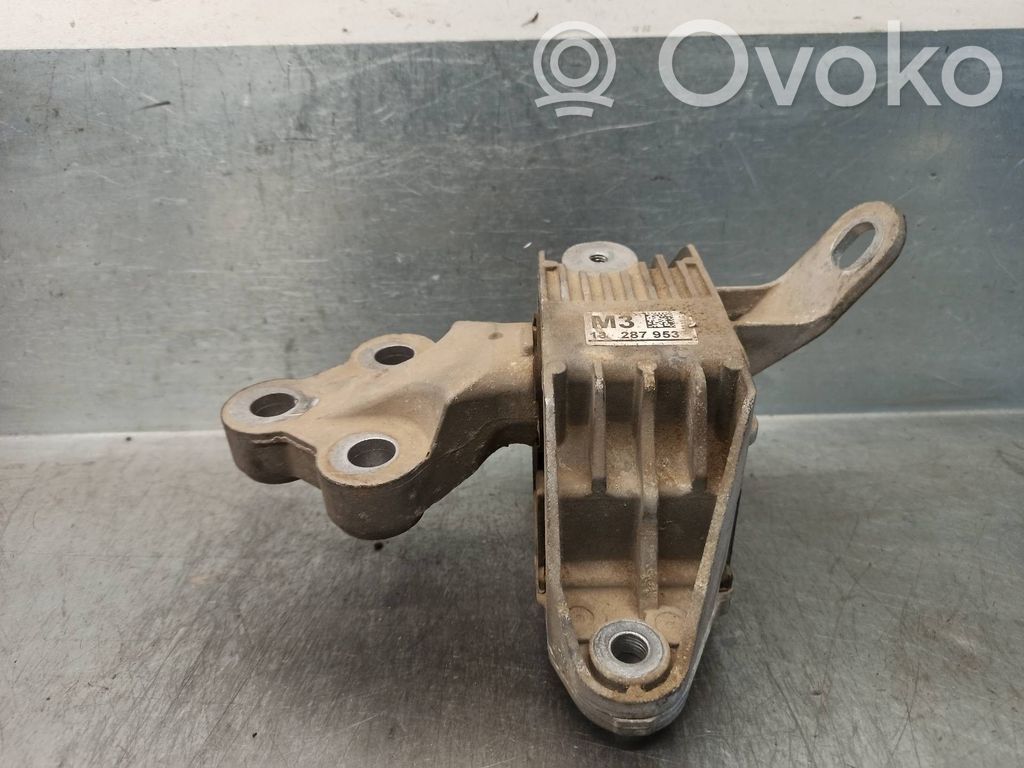 Engine mount bracket   13287953
