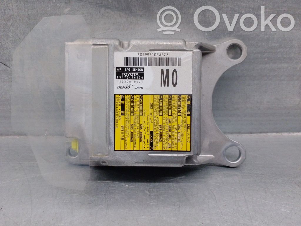 Lexus CT 200H Airbag control unit/module 