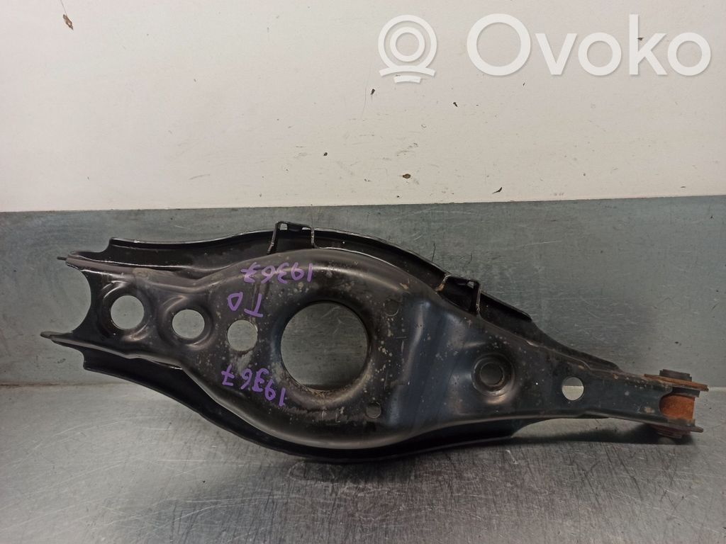 Lexus CT 200H Querlenker hinten 