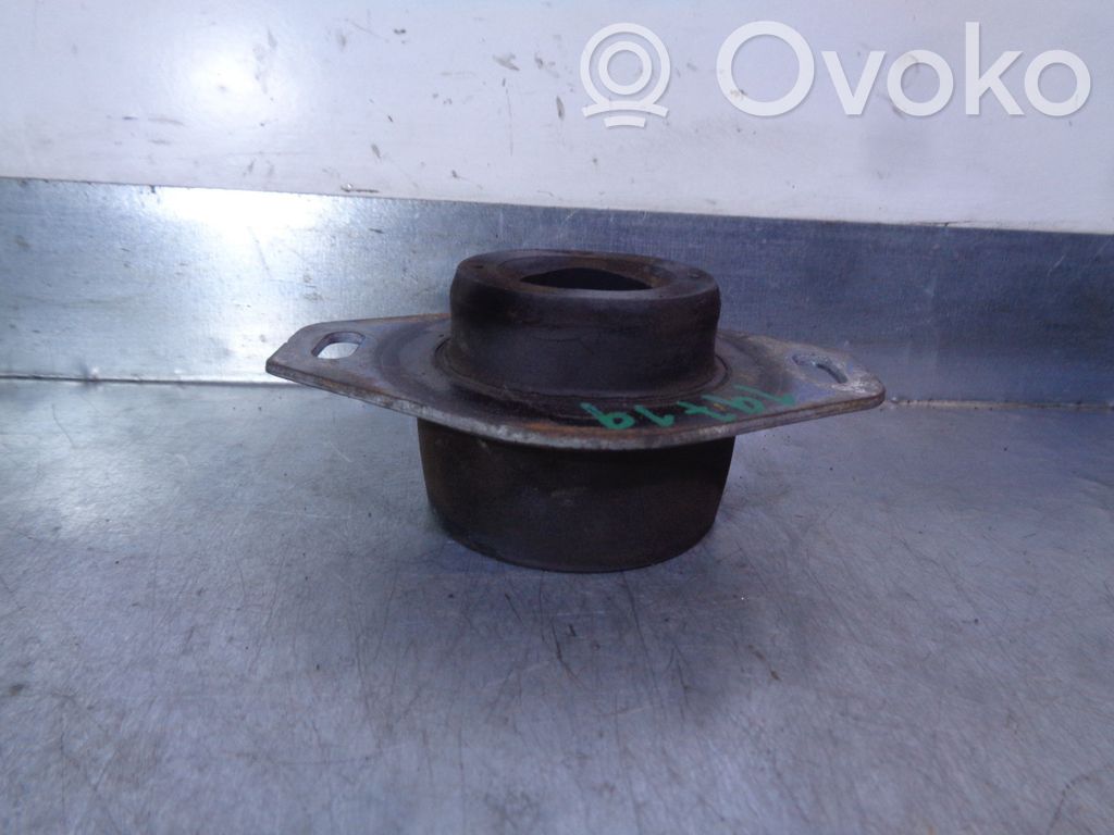 Citroen C4 Grand Picasso Engine mount bracket 