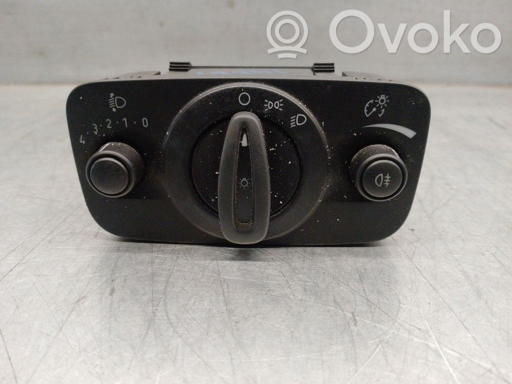 Panel lighting control switch   C1BT13A024DB,10099372