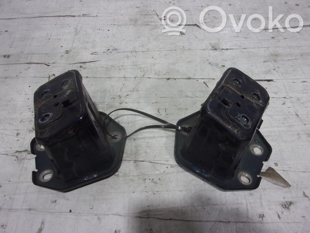 Honda Civic Front bumper mounting bracket 
