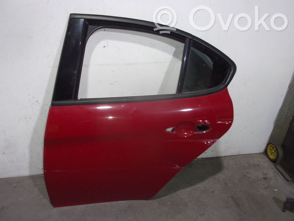 Puerta trasera   50549838,ROJA,4PUERTAS
