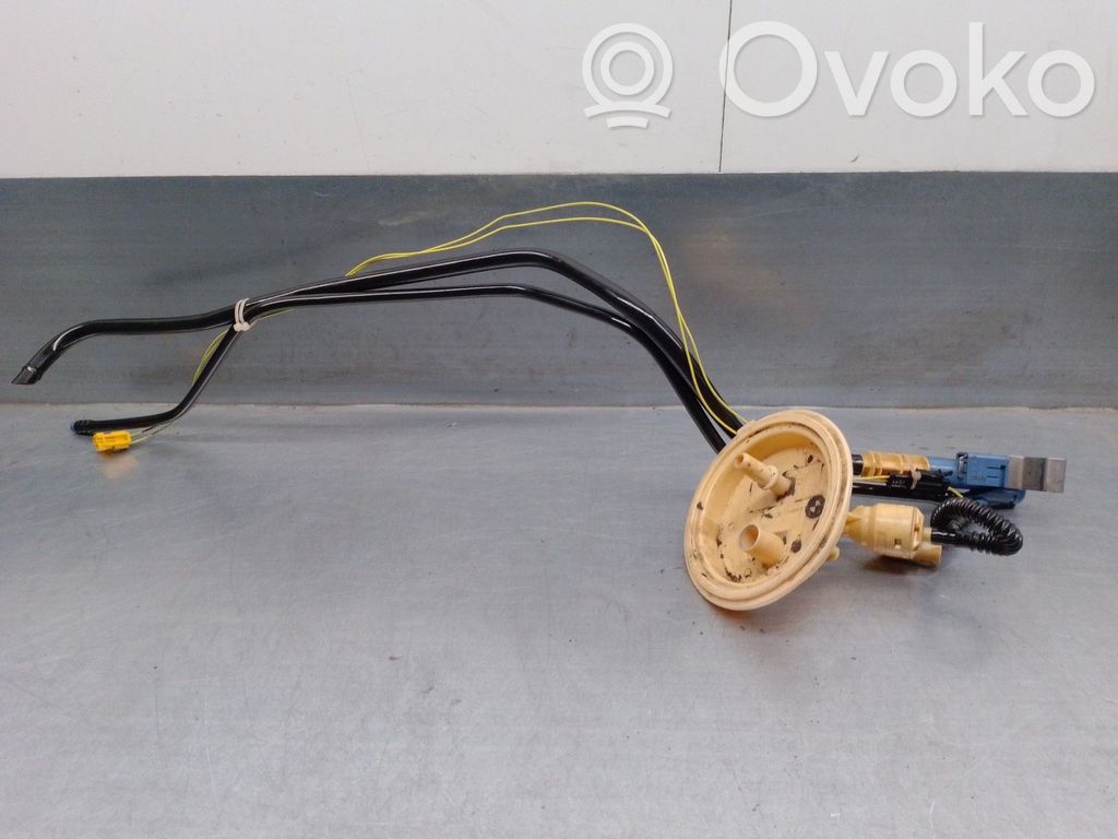 BMW X3 E83 Bomba interna de combustible 