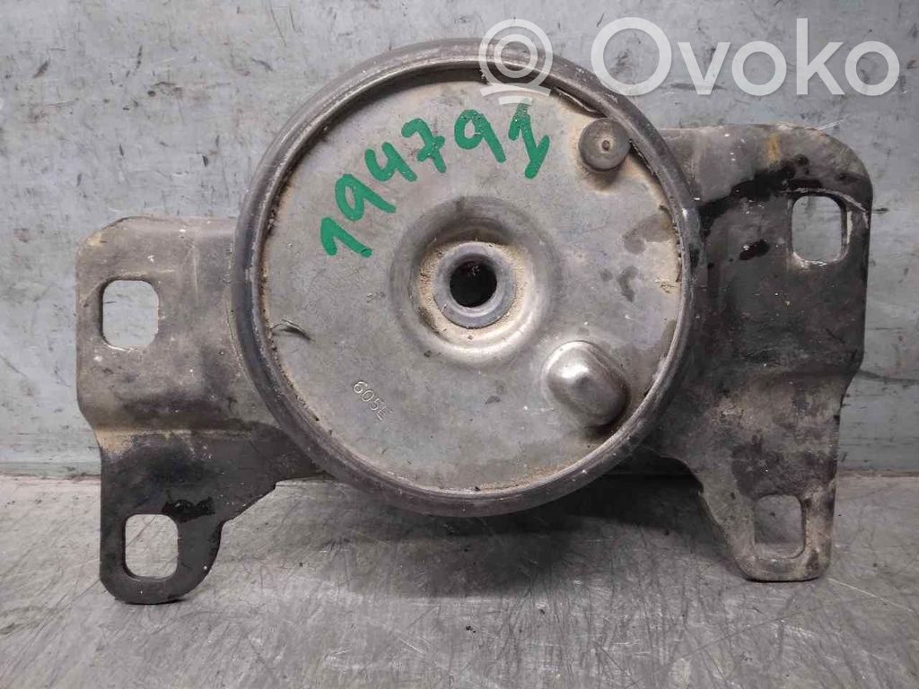 Engine mount bracket   5N517M121KD,585183