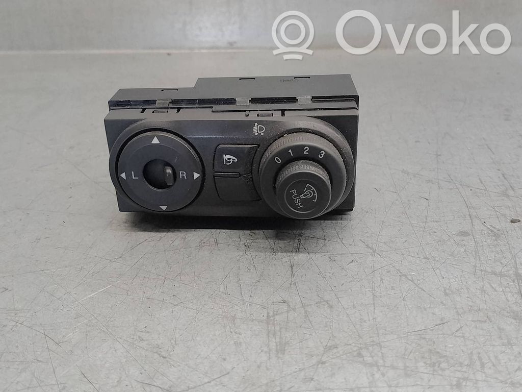 Chevrolet Captiva Panel lighting control switch 