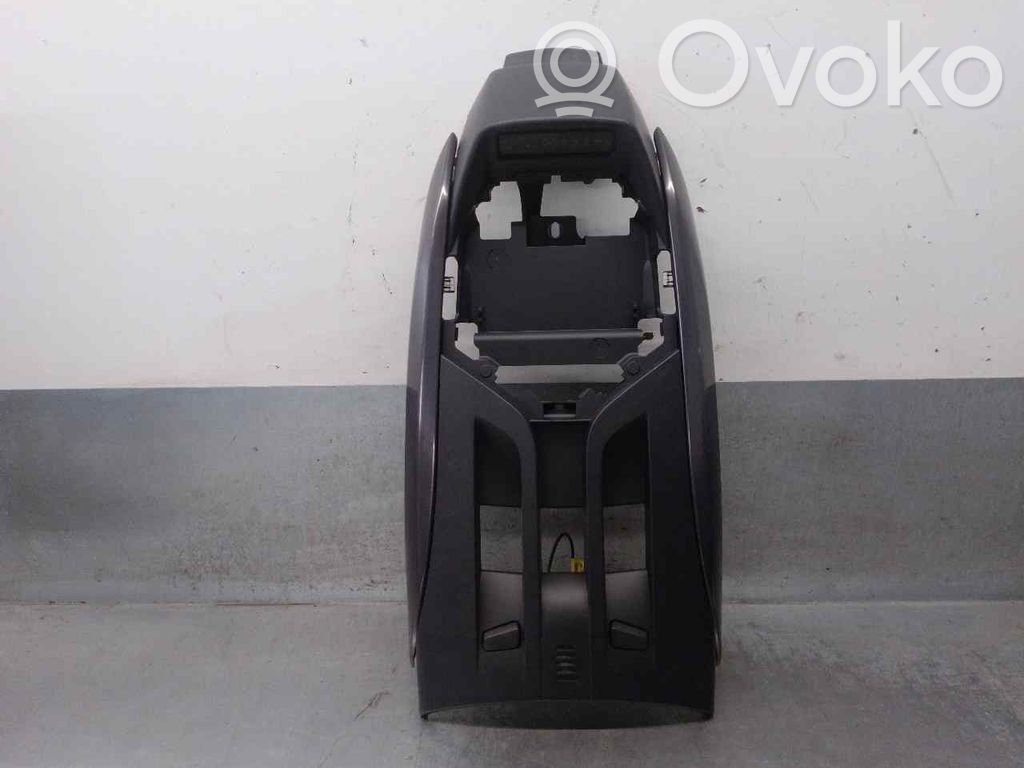 Citroen DS5 Center console 