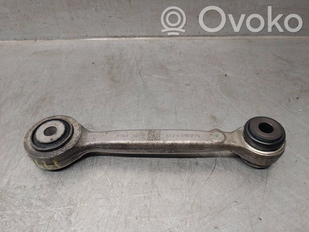 Alfa Romeo Giulia Querlenker hinten 