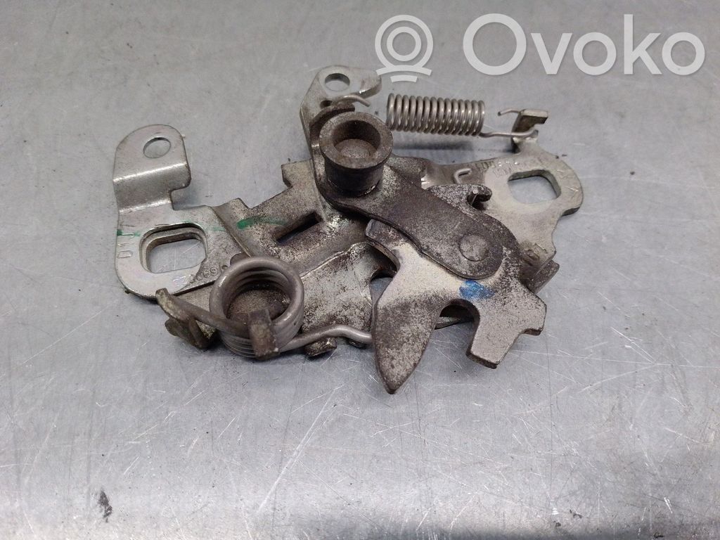 Tie down hook / loop   9676343880