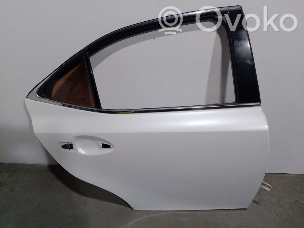 Lexus IS III XE30 Puerta trasera 