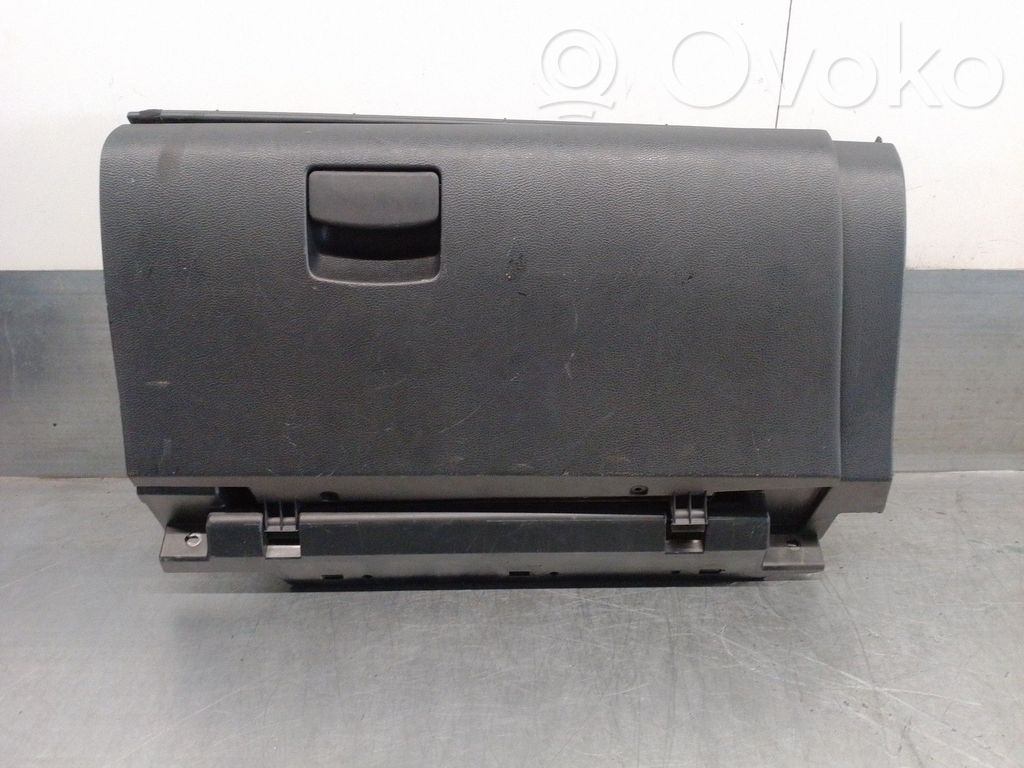 Subaru Outback (BS) Guantera 