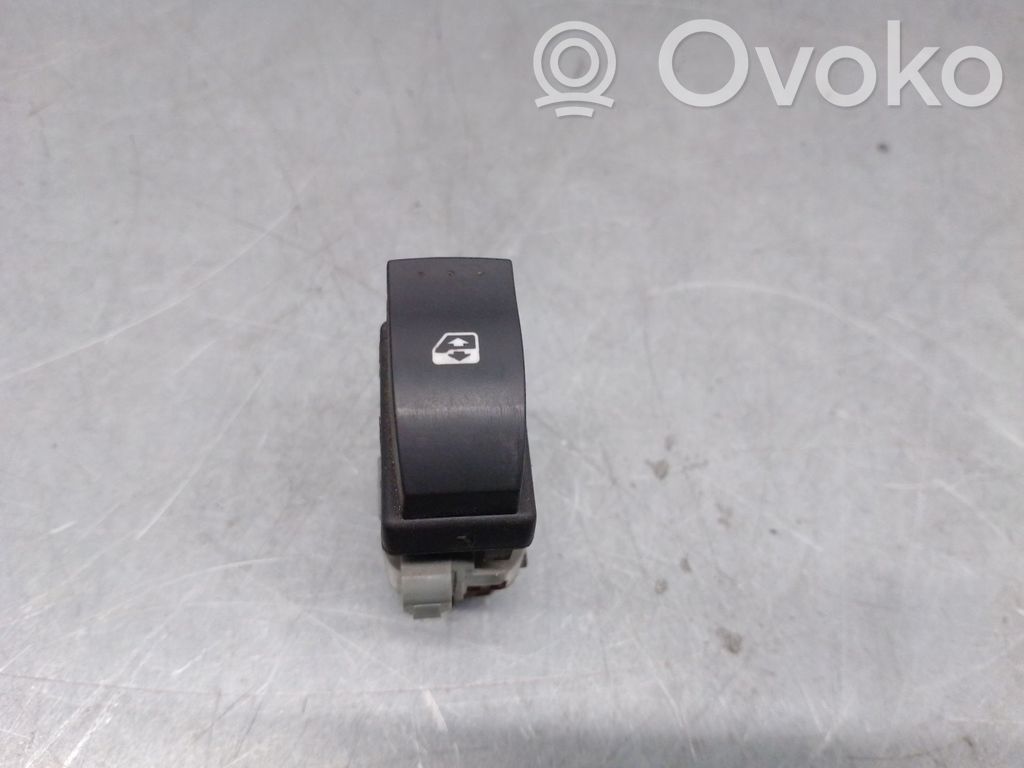 Renault Master II Electric window control switch 