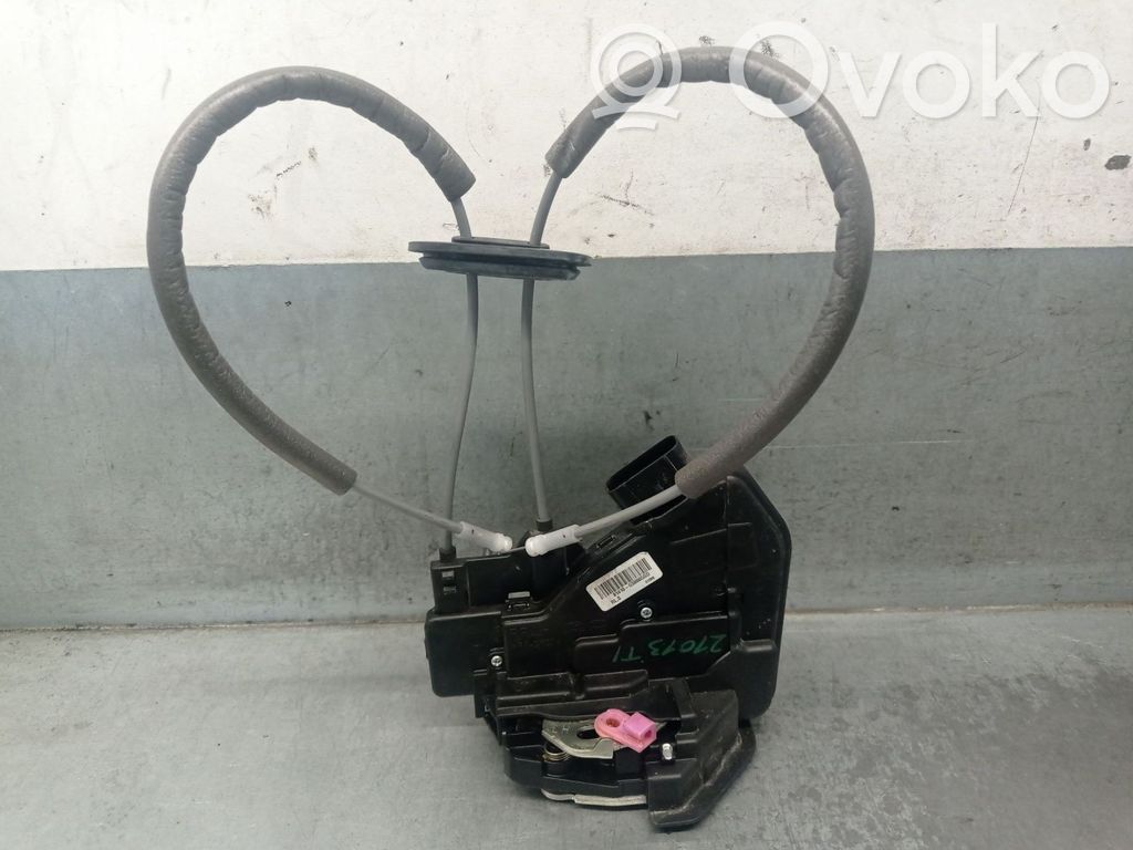 KIA Niro Takaoven lukko 