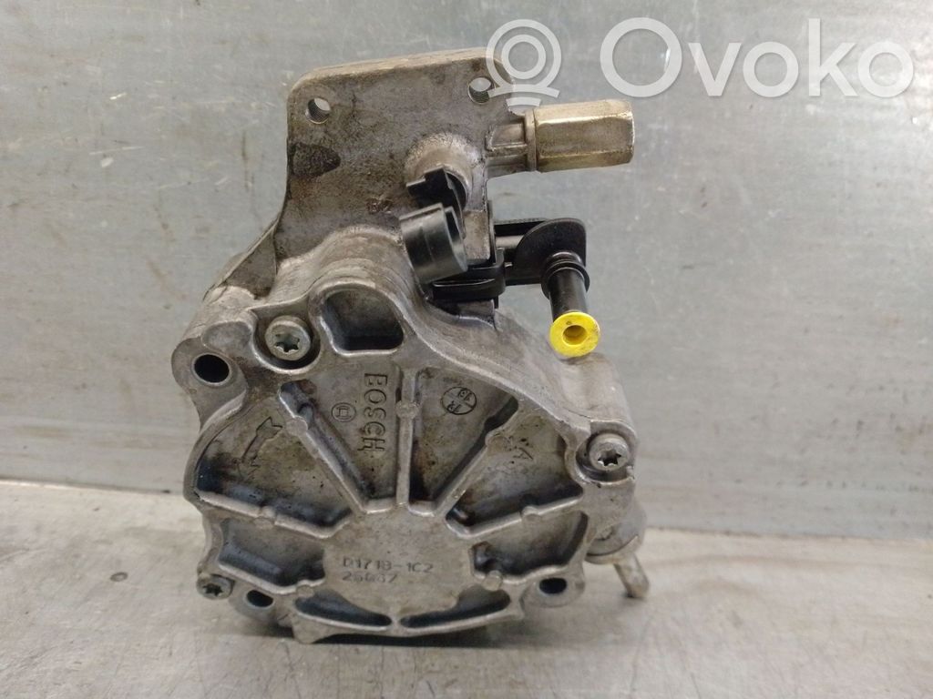 Land Rover Range Rover L405 Vacuum pump 