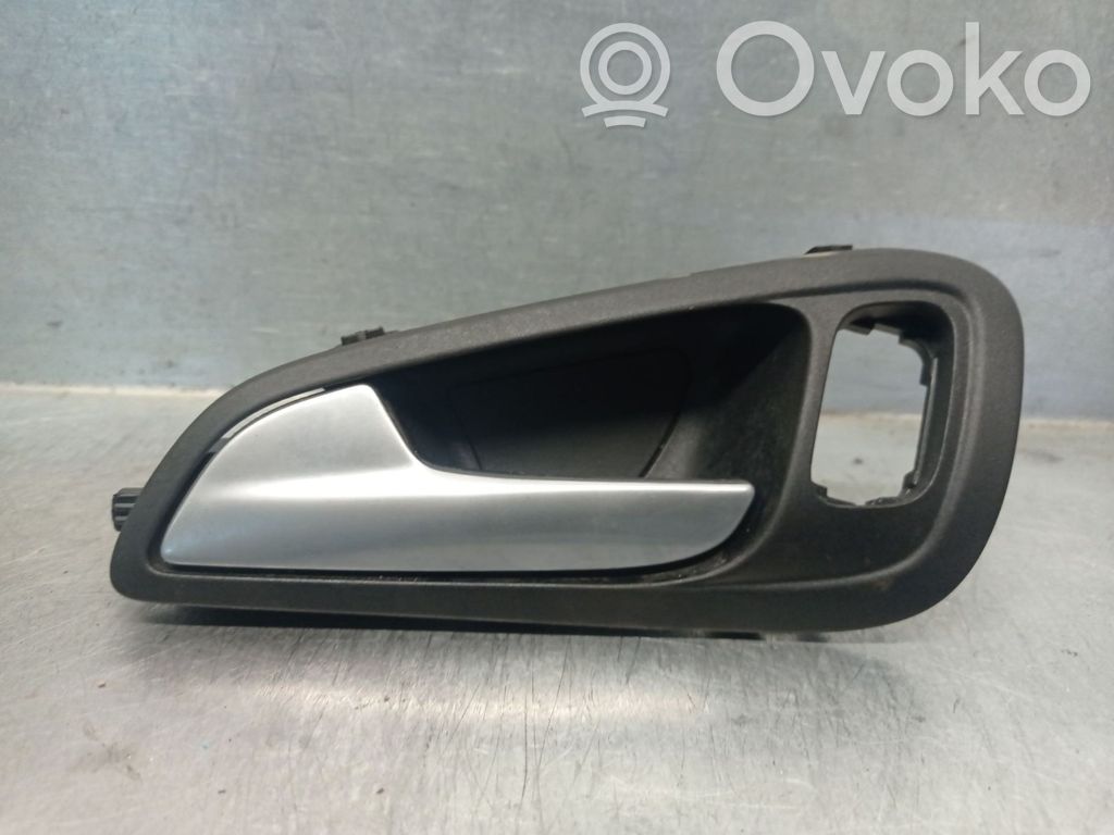 Ford Focus Manecilla interna puerta delantera 