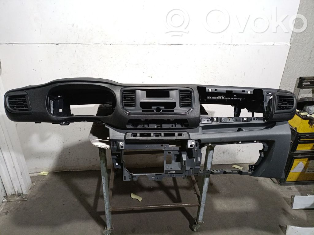 Toyota Proace Panel de instrumentos 