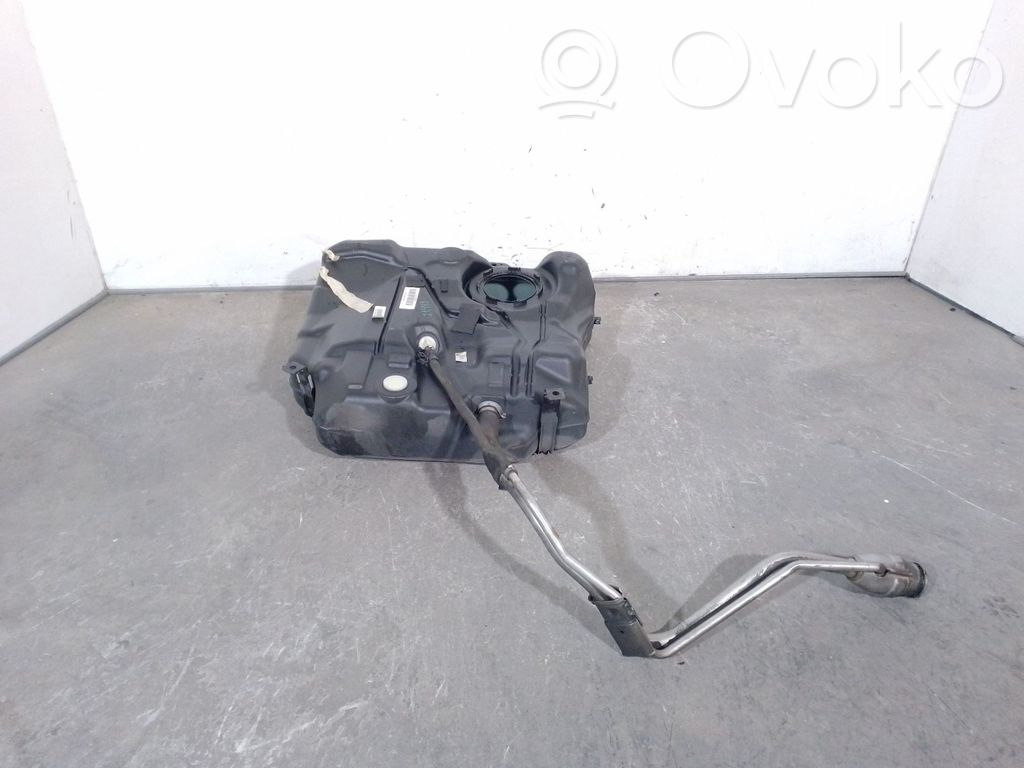 Volvo V40 Polttoainesäiliö 