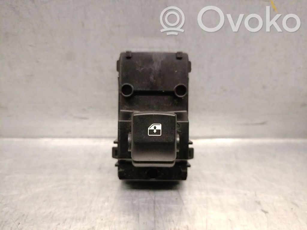 KIA Ceed Electric window control switch 