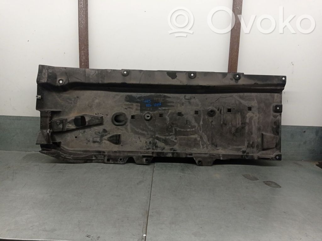 Mazda CX-30 Engine splash shield/under tray 