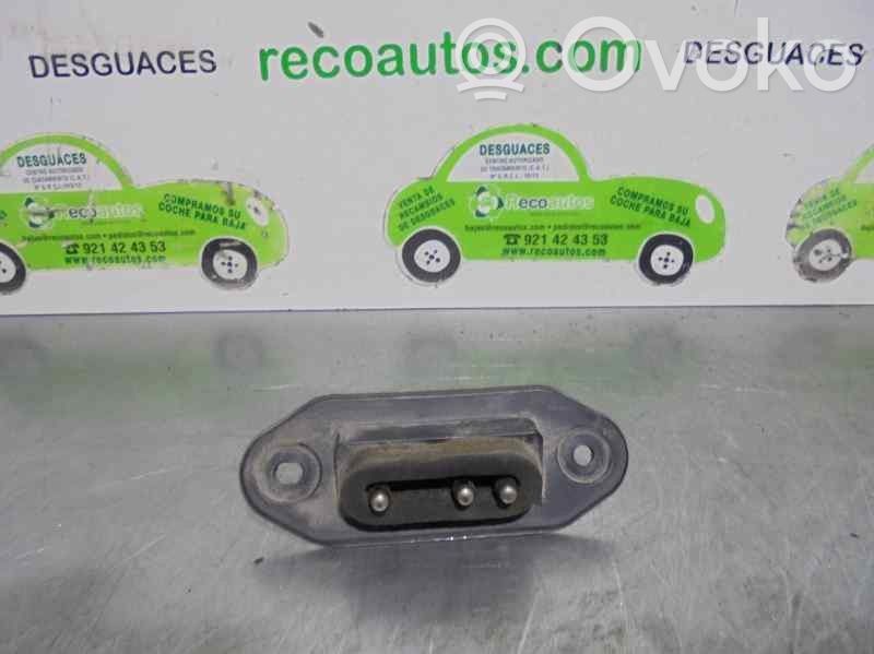 Ford Tourneo Zamek drzwi tylnych 