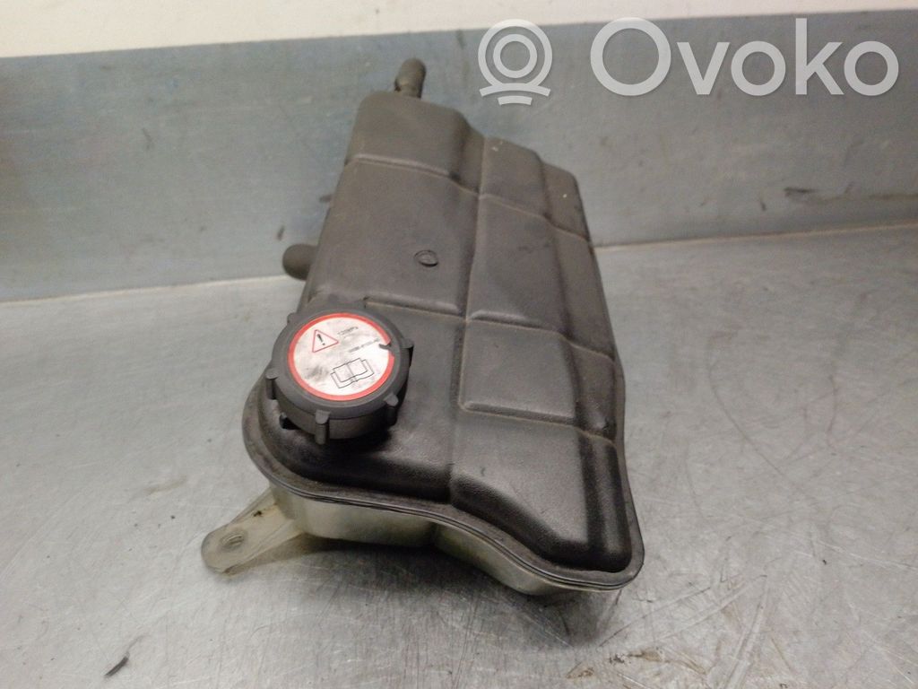 Ford Mondeo Mk III Vase d'expansion de carburant