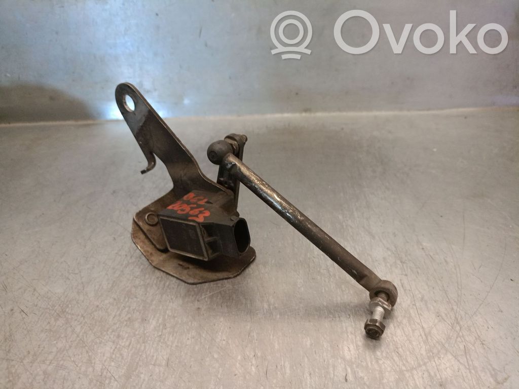 BMW 5 E60 E61 Headlight level adjustment motor 