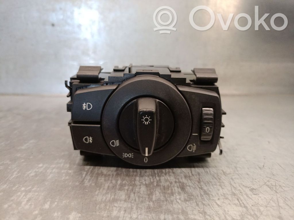 Panel lighting control switch   693279403,33600102