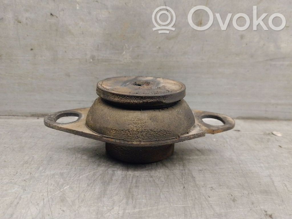 Renault Megane I Dzinēja spilvens 