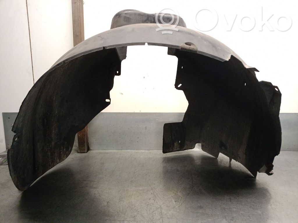 Ford Focus Apakšspārns 
